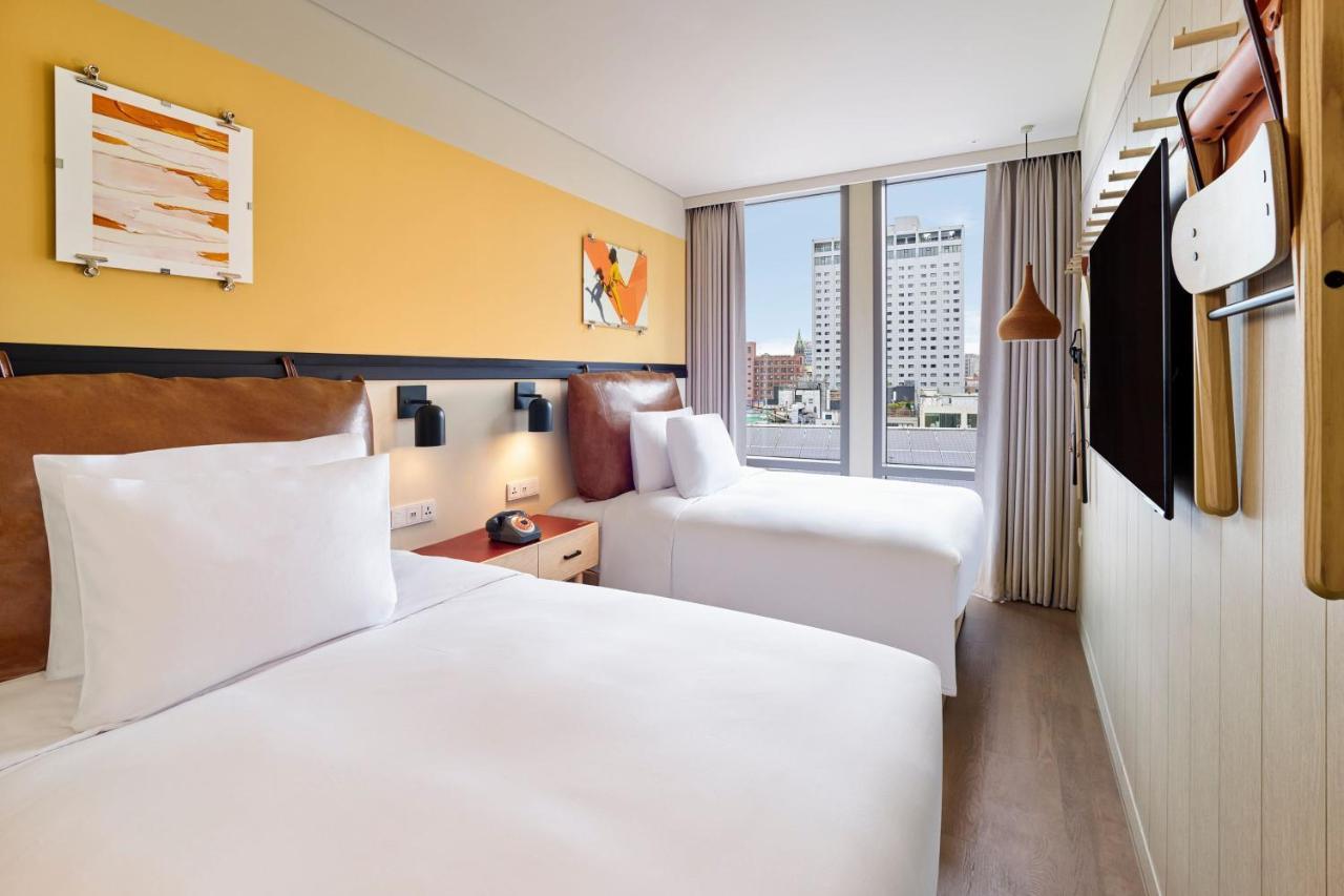 Hotel Moxy Seoul Myeongdong Exterior foto